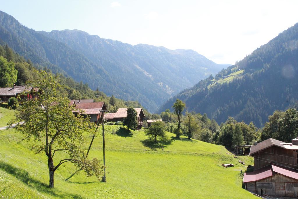 Gasthaus Rössli Versam Exterior foto